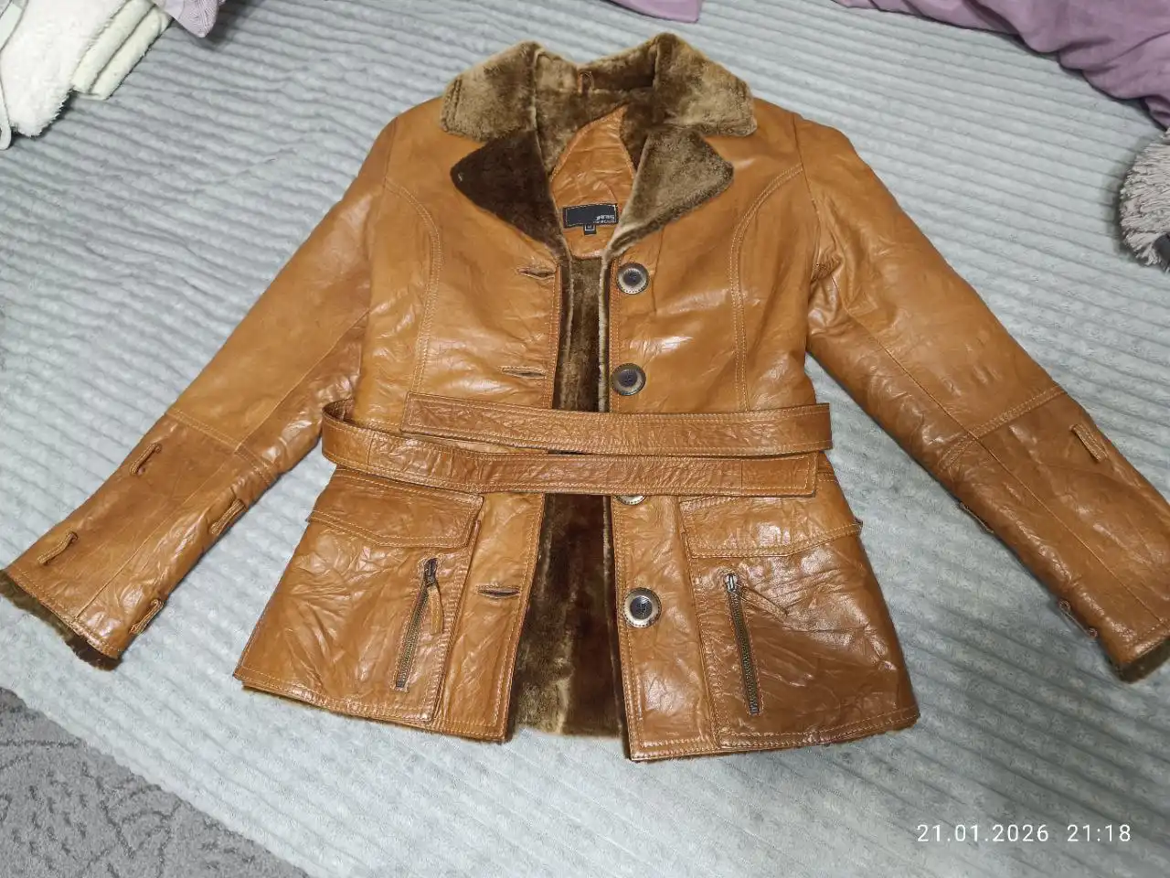 Дублёнка JARIS Турция, размер S/M 44 - Верхняя одежда (Одежда) в Мытищи