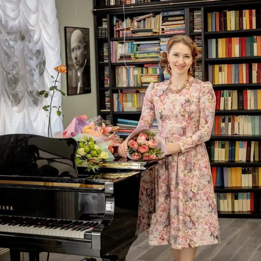 Онлайн-занятия по музыке: вокал, фортепиано, сольфеджио - Образовательные услуги (Услуги) в Мытищи