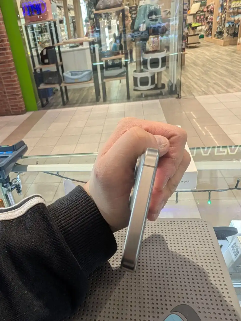 Продам iPhone 15 Pro Max - Смартфоны (Электроника) в Мытищи