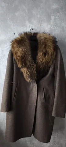 Продам пальто отличное состояние размер 48 - Свадебная одежда в Мытищи