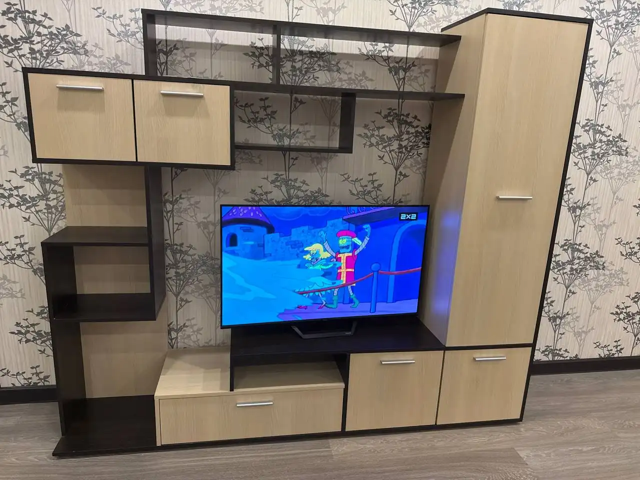 ТВ зона в отличном состоянии - Для дома и дачи в Мытищи