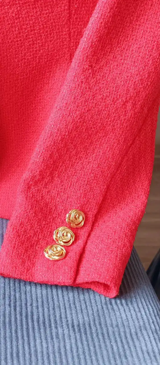 Элегантный женский костюм от Cacharel, размер 46-48 - Женская одежда (Одежда) в Москва