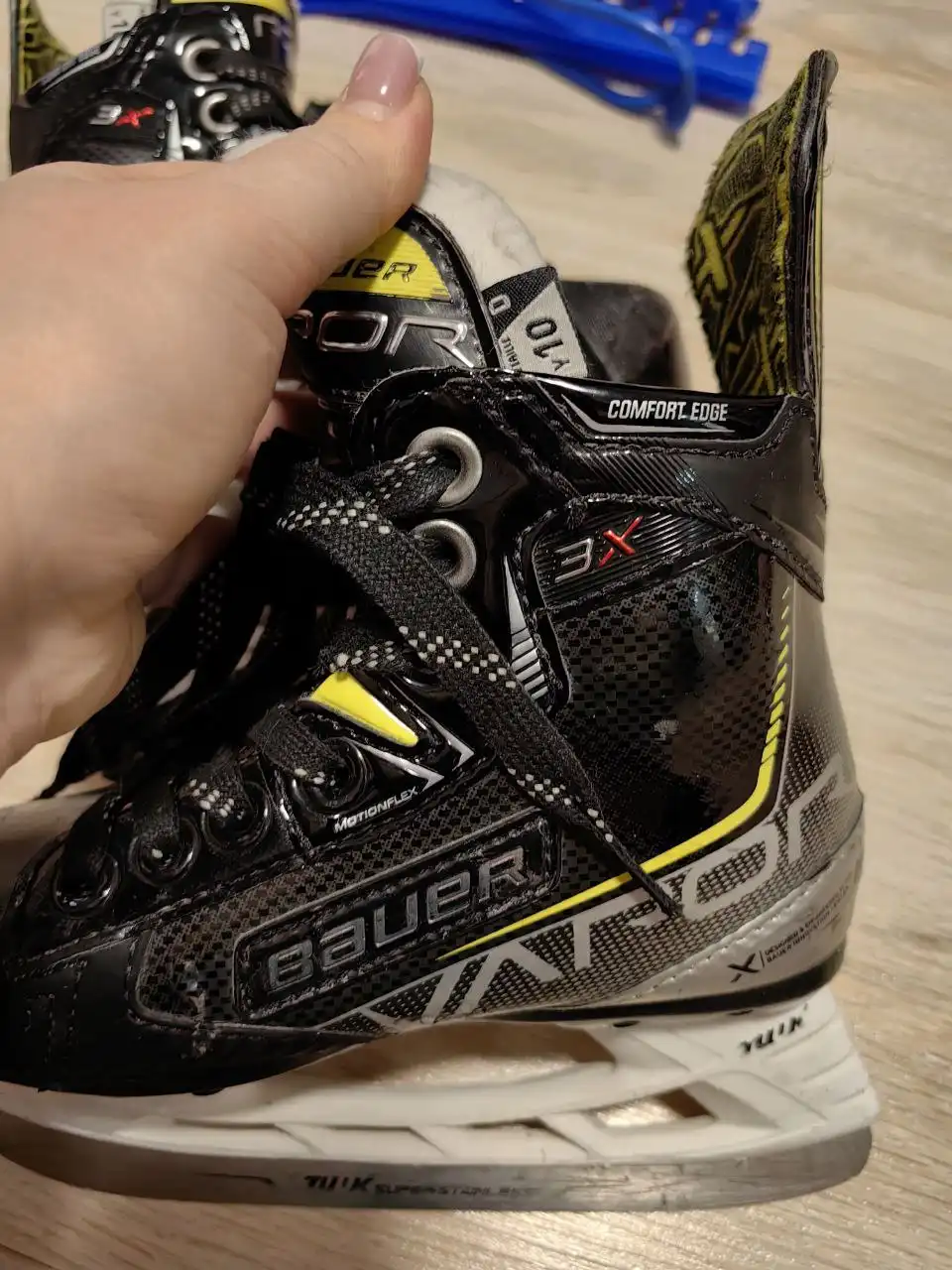 Продам хоккейные коньки Bauer yth 10 отличное состояние - Спортивный инвентарь (Хобби и отдых) в Королёв или Мытищи