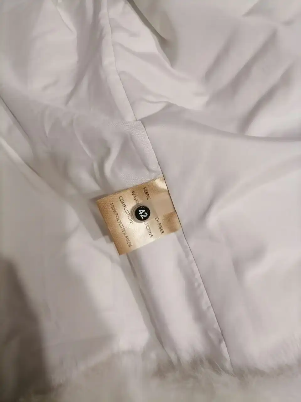 Эко шубка 42 размер - Верхняя одежда (Одежда) в Мытищи