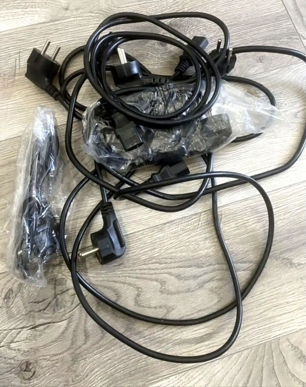 Новые провода питания 3 шт - Кабели и провода (Электроника) в Мытищи