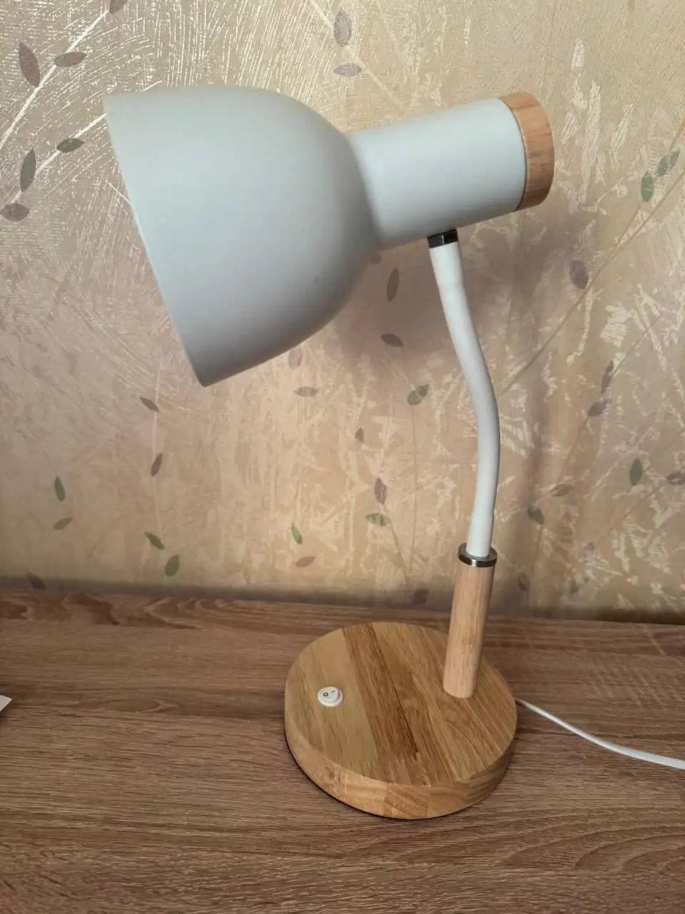 Настольная лампа с двумя режимами свечения - Для дома и дачи в Королёв