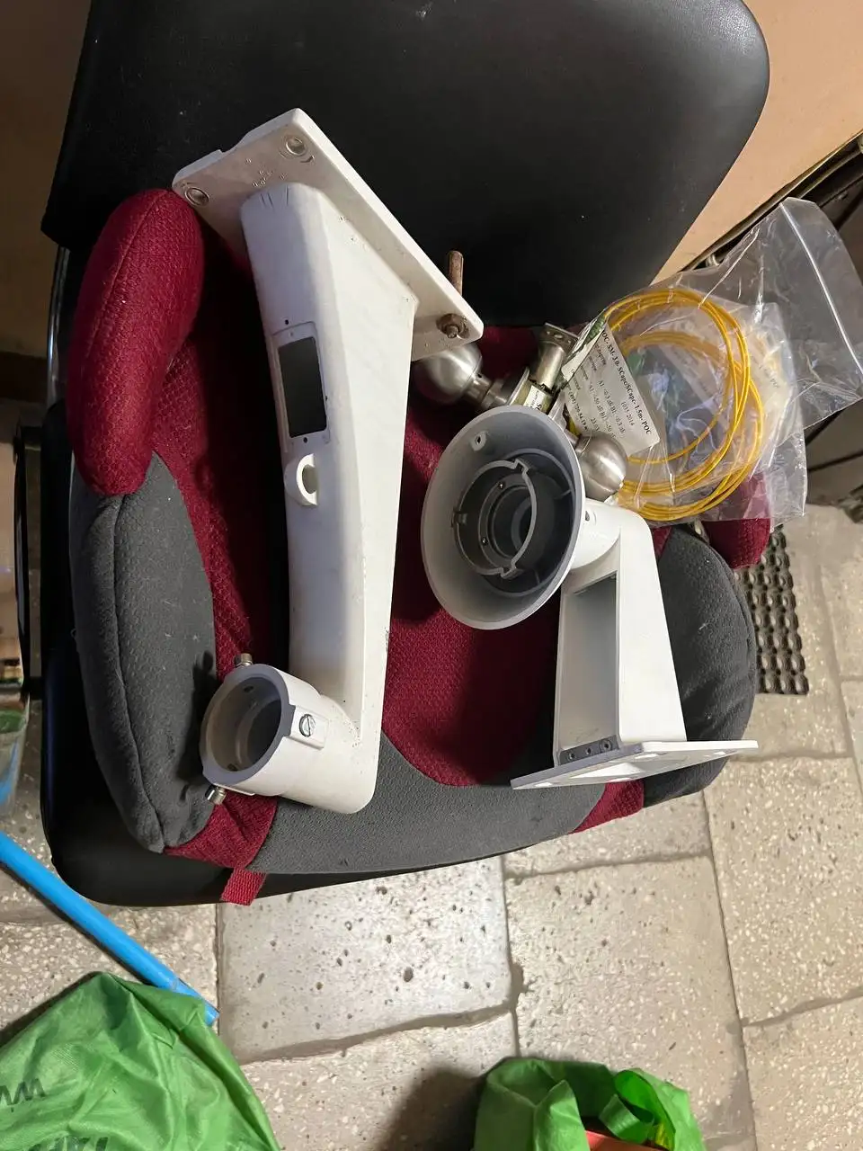 Кронштейн для купольной видео камеры - Видеонаблюдение (Электроника) в Мытищи