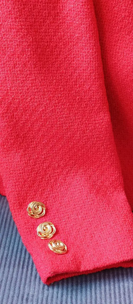 Элегантный женский костюм Cacharel - Женская одежда (Одежда) в Мытищи