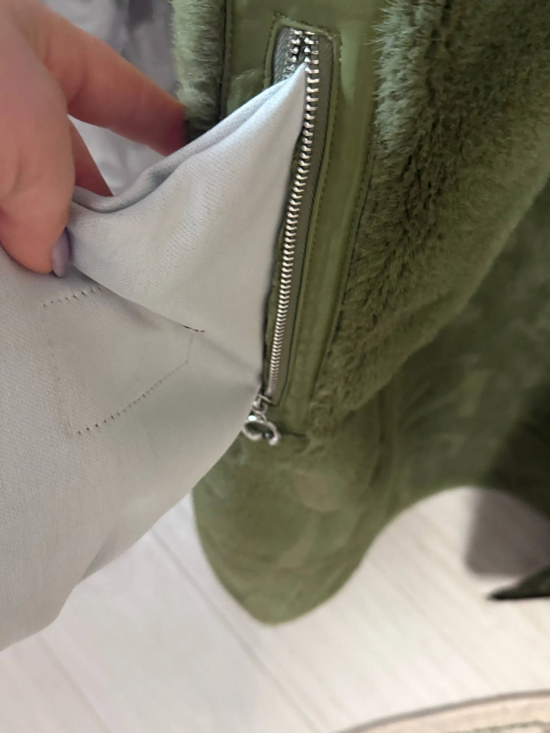 Продается новое двухстороннее пальто размер 56 - Верхняя одежда (Одежда) в Мытищи