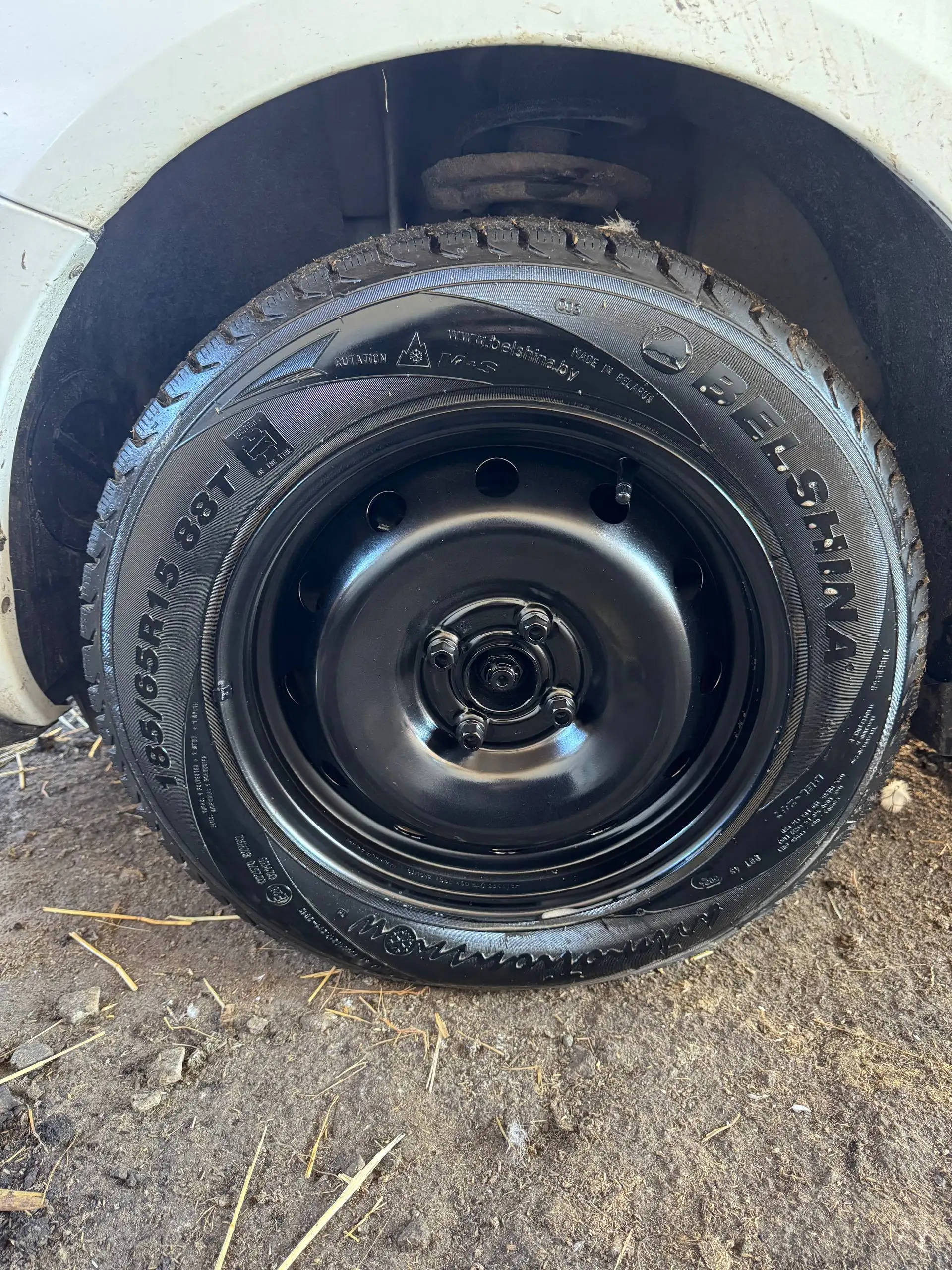 Продажа новой зимней резины R15 - Шины и диски (Авто) в Мытищи