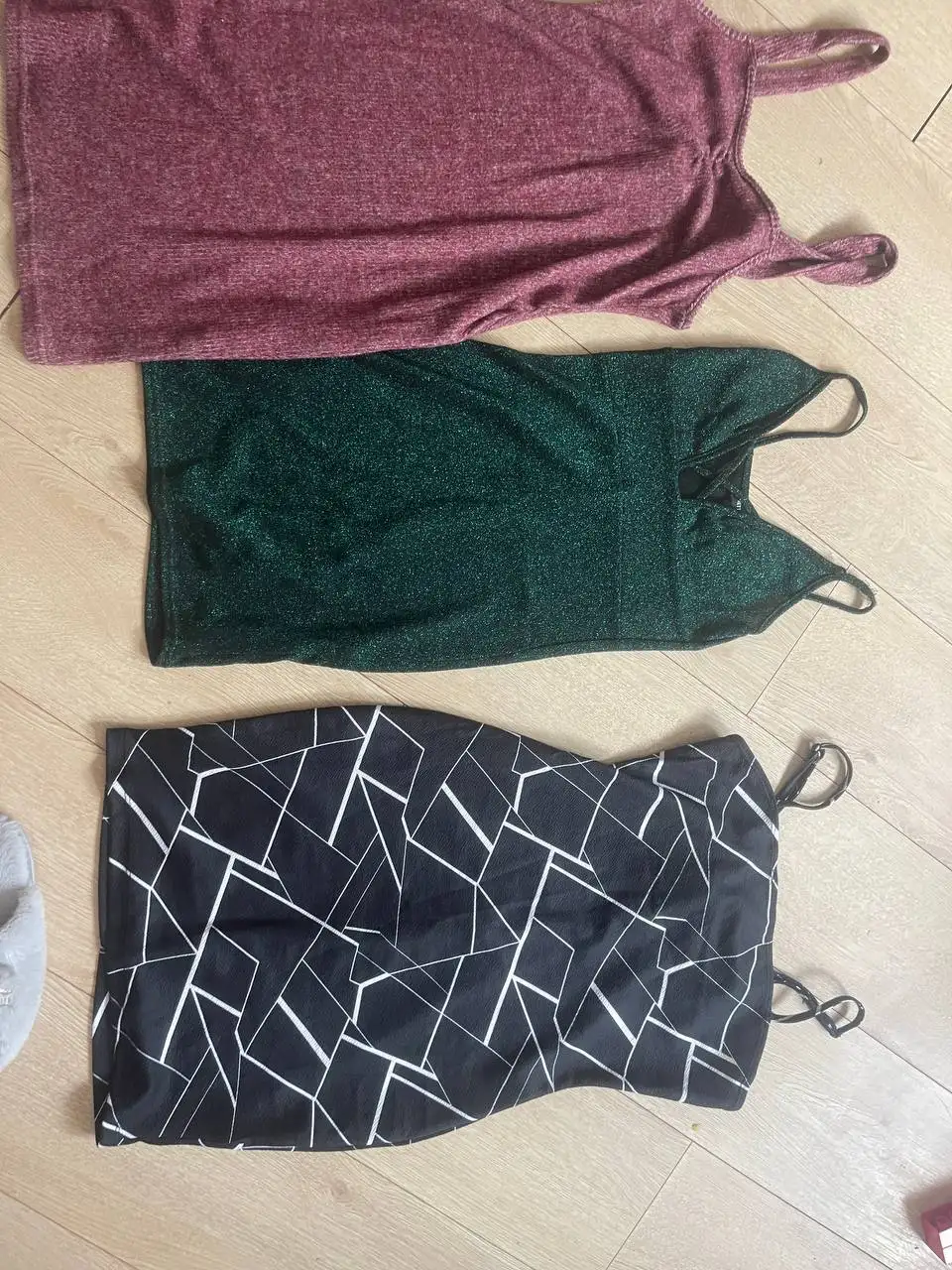 Вещи и обувь размер 42 и 36 - Одежда в Ивантеевка