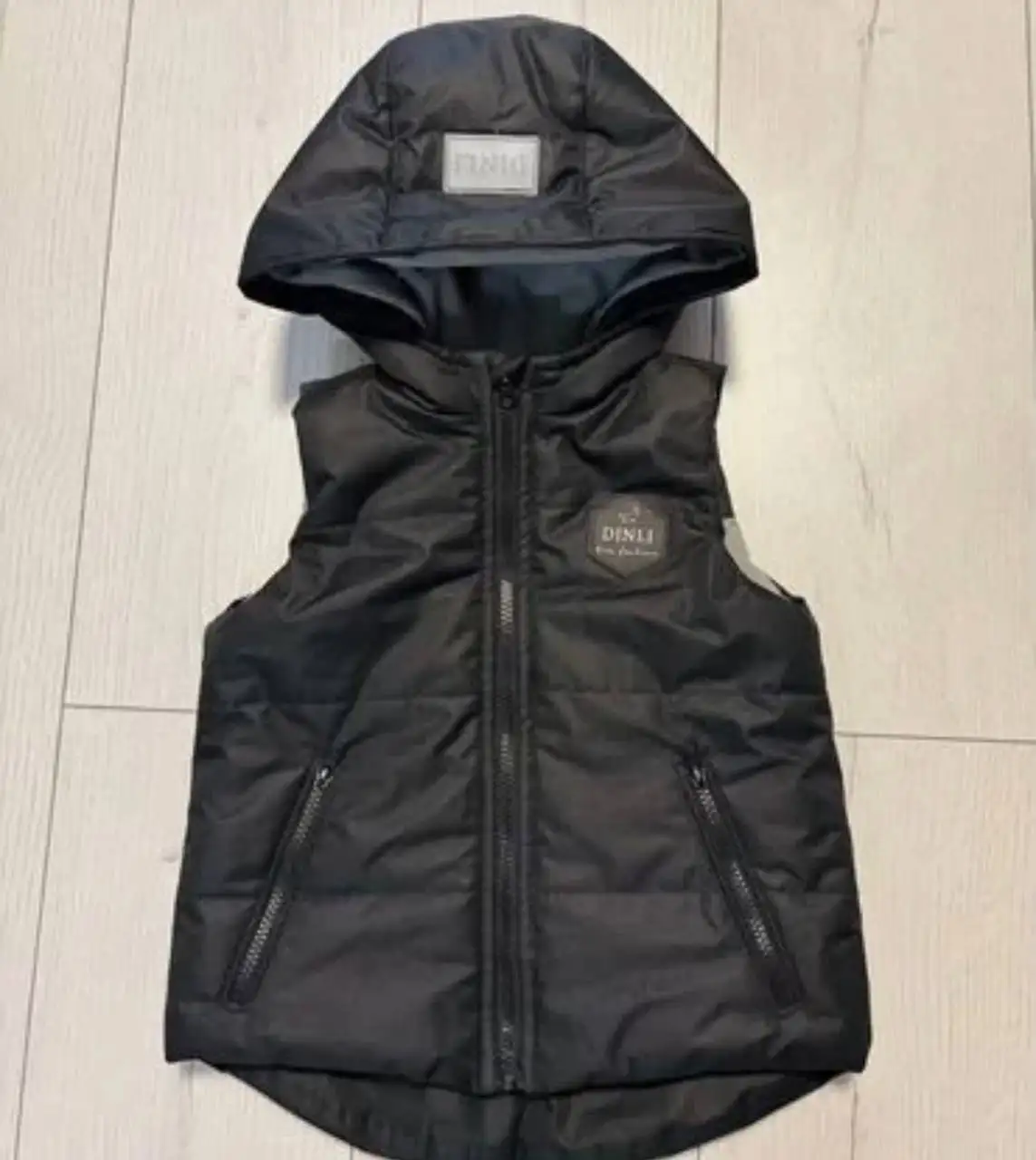 Продажа жилетки в хорошем состоянии - Одежда в Мытищи