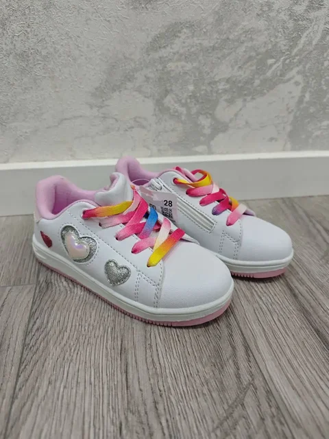 Новые кроссовки для девочки 28 размер - Товары для детей в Мытищи