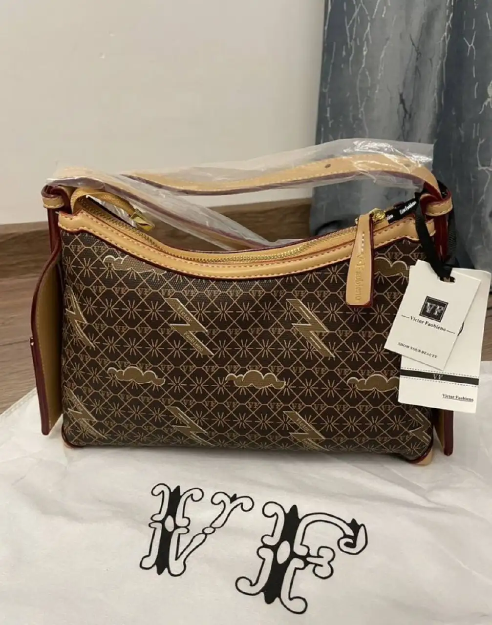 Новые сумочки - Аксессуары (Одежда) в Королёв