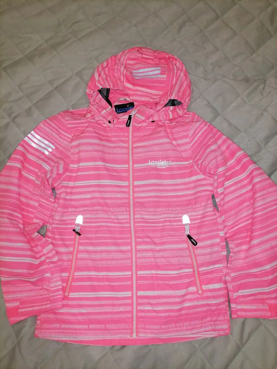 Ветровка Lassitec для девочки 134 размер - Детская одежда (Одежда) в Мытищи