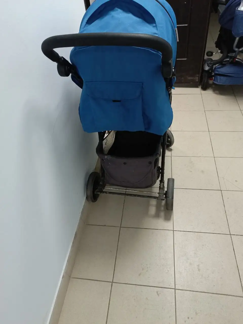 Продаётся коляска прогулочная - Коляски (Товары для детей) в Мытищи