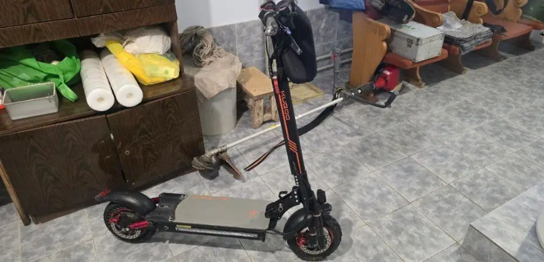 Продам электросамокат Kugo Max Speed 2025 с гидроизоляцией - Электросамокаты (Электроника) в Мытищи