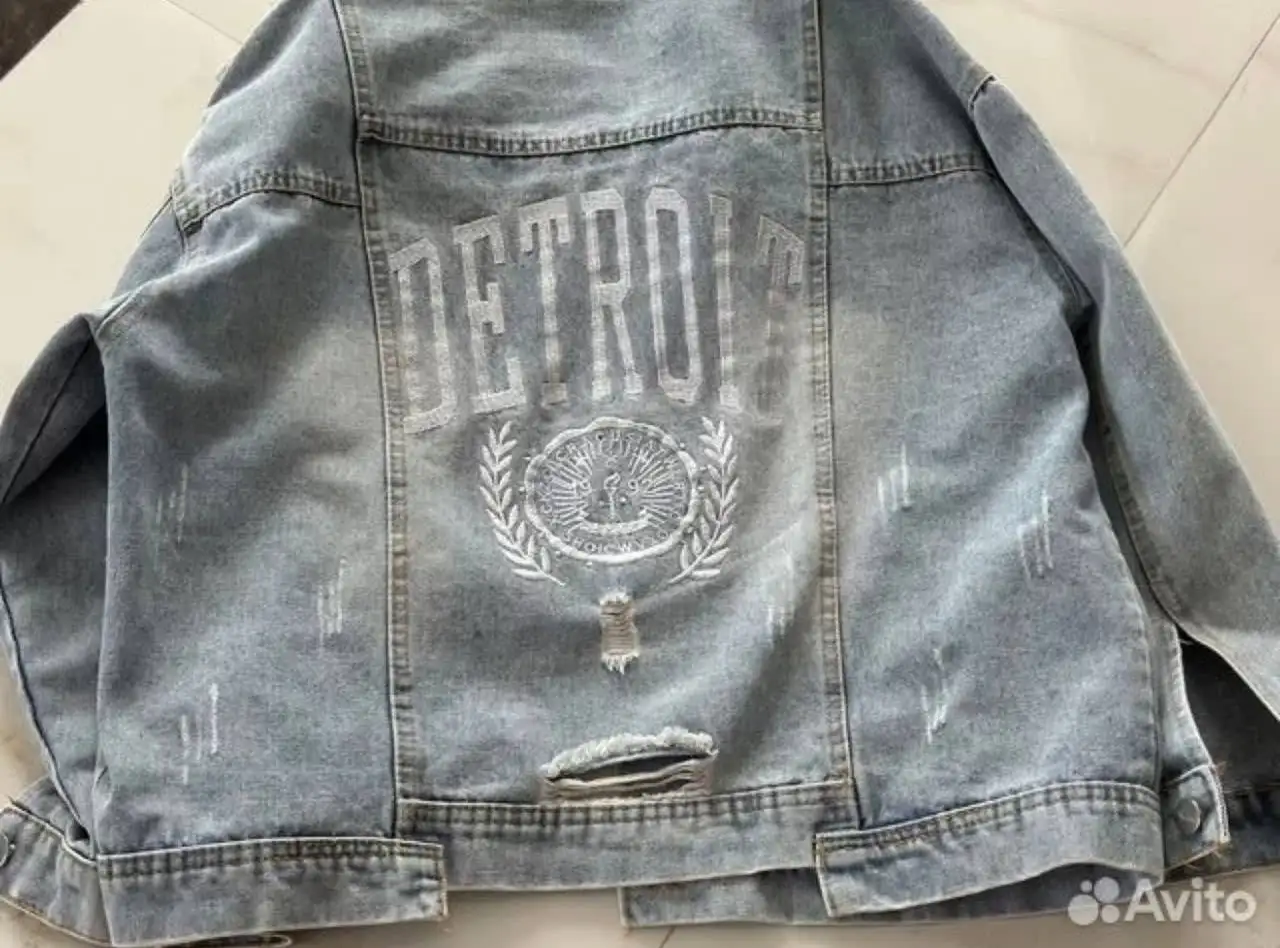 Джинсовая куртка размер s/m в отличном состоянии - Верхняя одежда (Одежда) в Мытищи