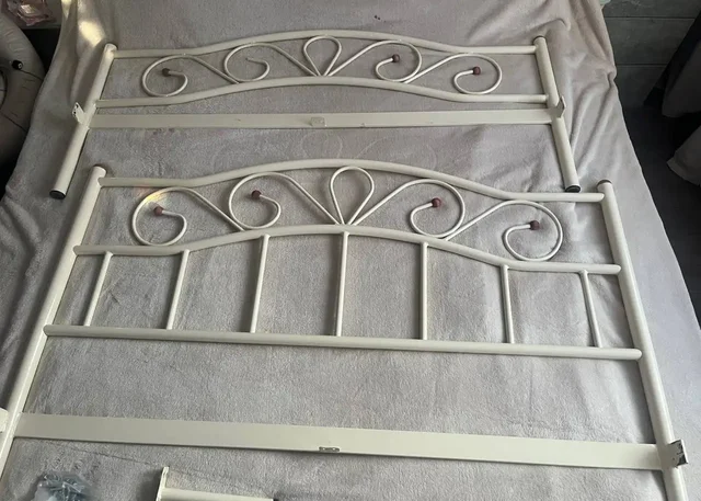 Продается металлическая кровать 140х200 - Органайзеры в Мытищи