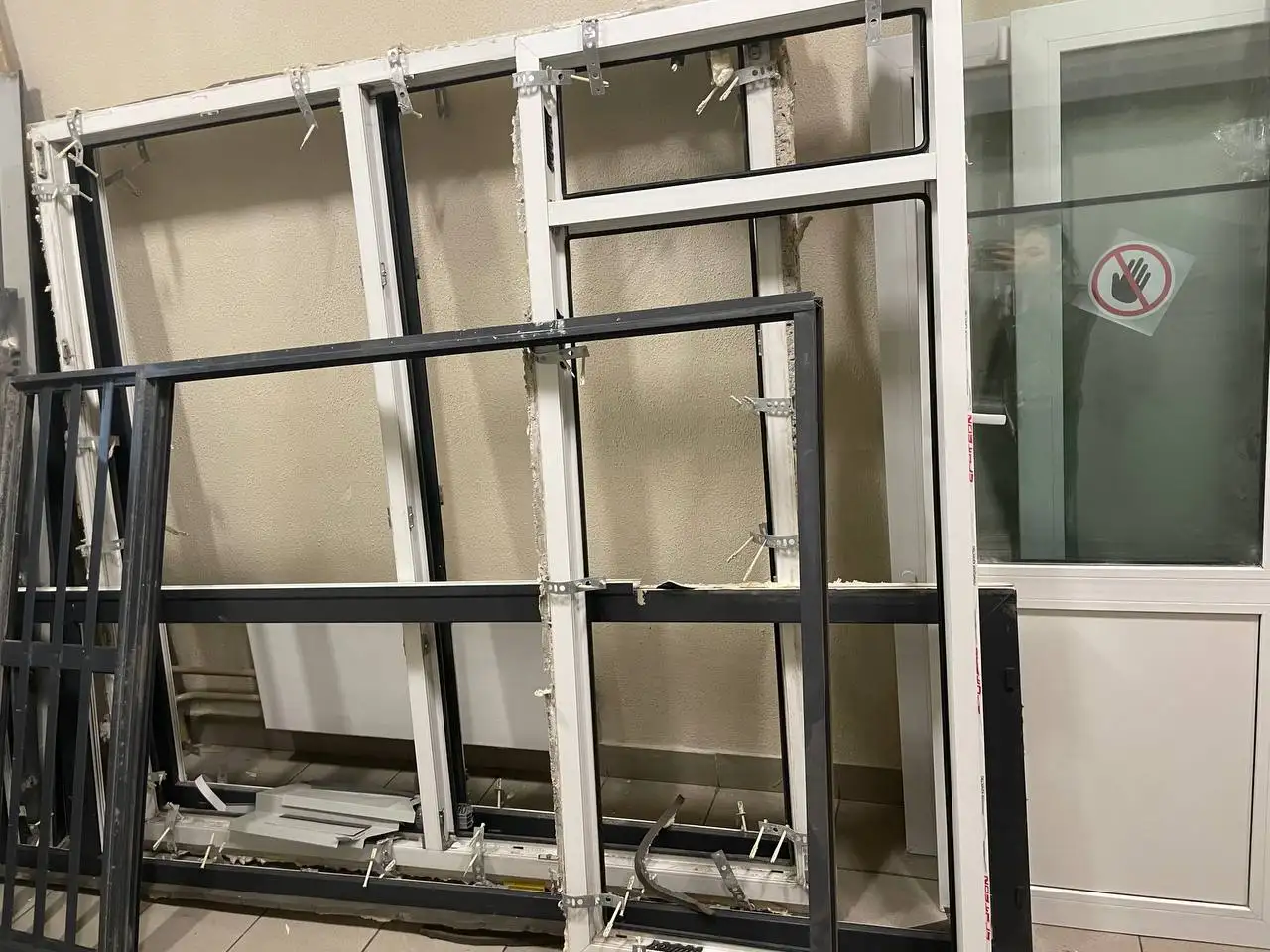 Окна от застройщика - Окна (Для дома и дачи) в Мытищи