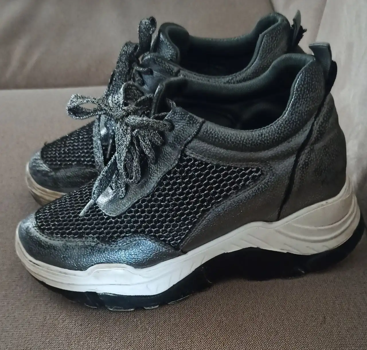 Кроссовки р.37, лёгкие и удобные - Обувь (Одежда) в Мытищи