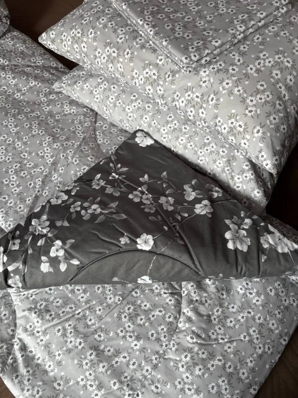 Комплект постельного белья с одеялом и подушками - Постельное белье (Для дома и дачи) в Мытищи