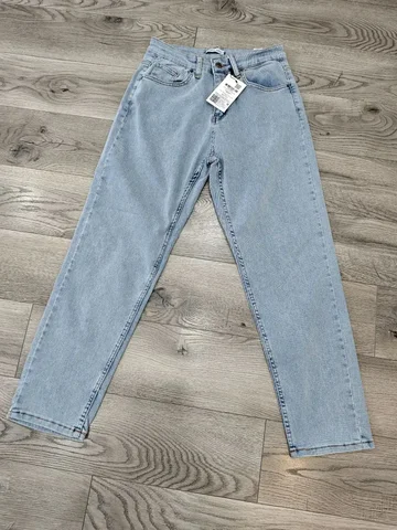 Новые джинсы - Куртки в Мытищи