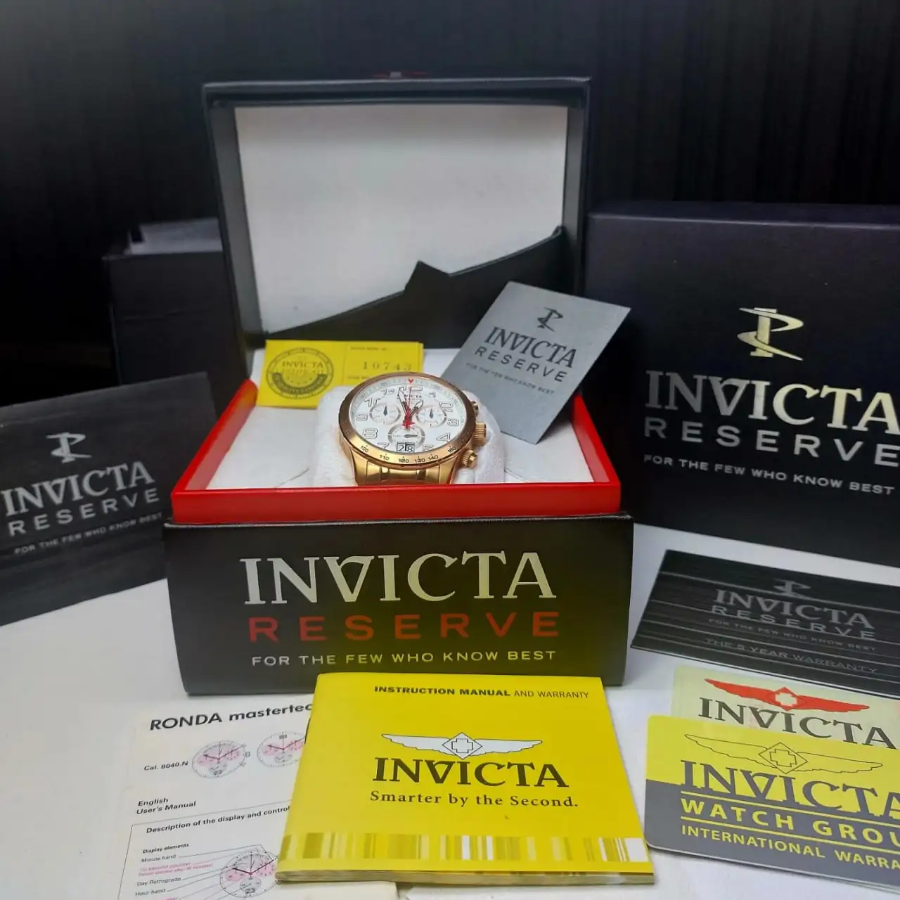 Наручные часы Invicta Swiss Quartz - Часы (Электроника) в Мытищи
