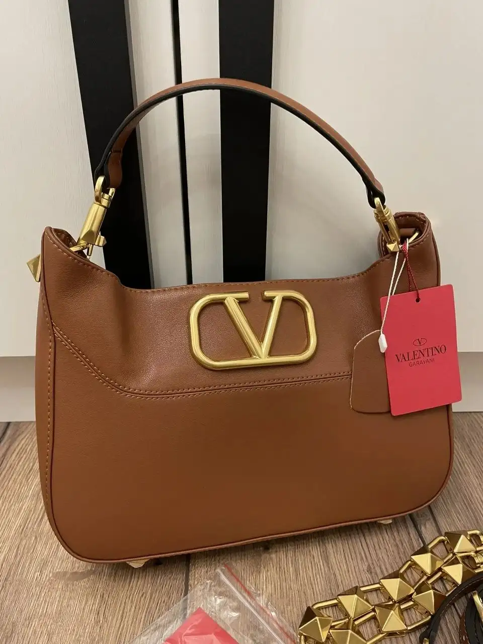 Женские сумки из натуральной кожи - Сумки (Одежда) в Мытищи