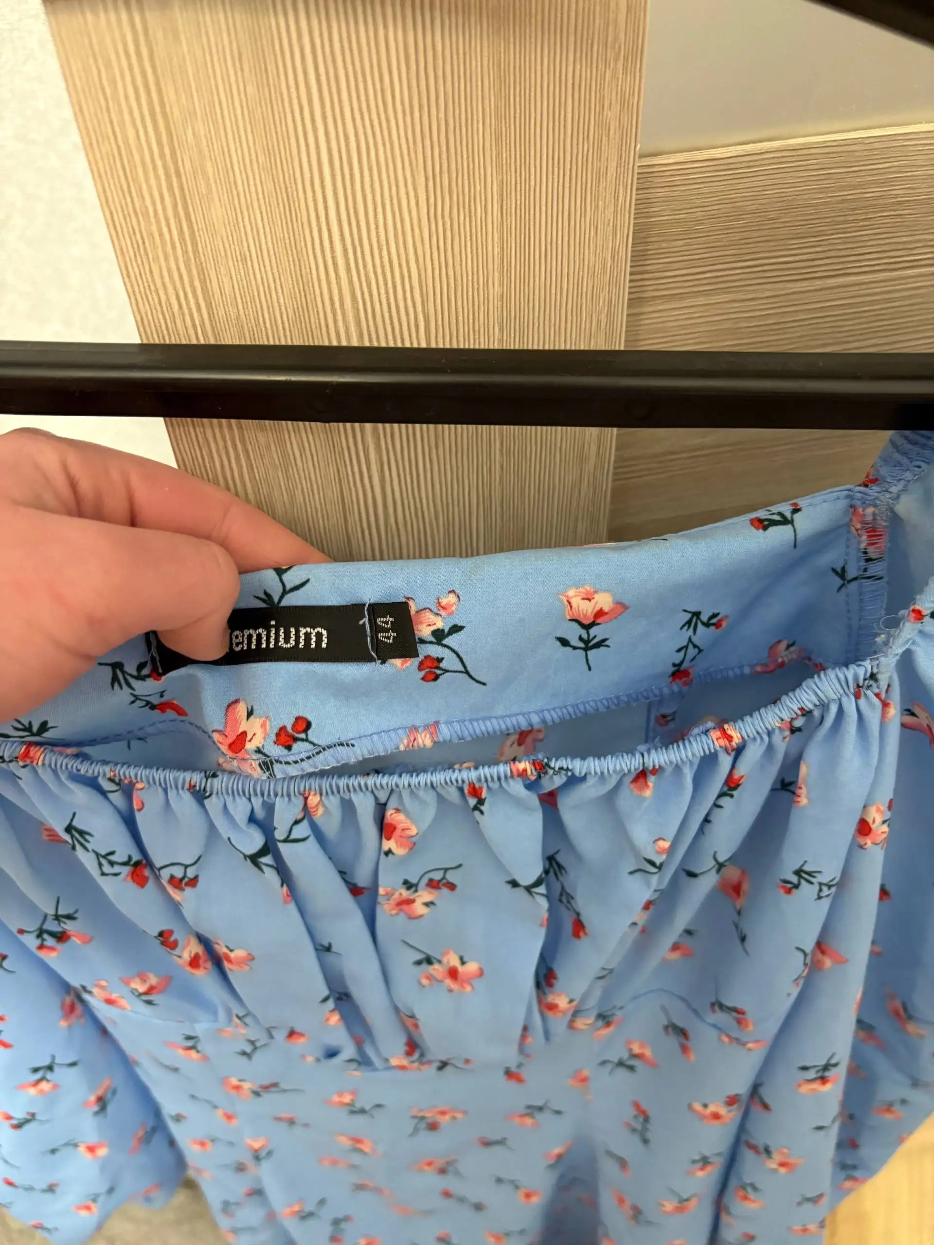 Женские босоножки и платья - Одежда в Мытищи