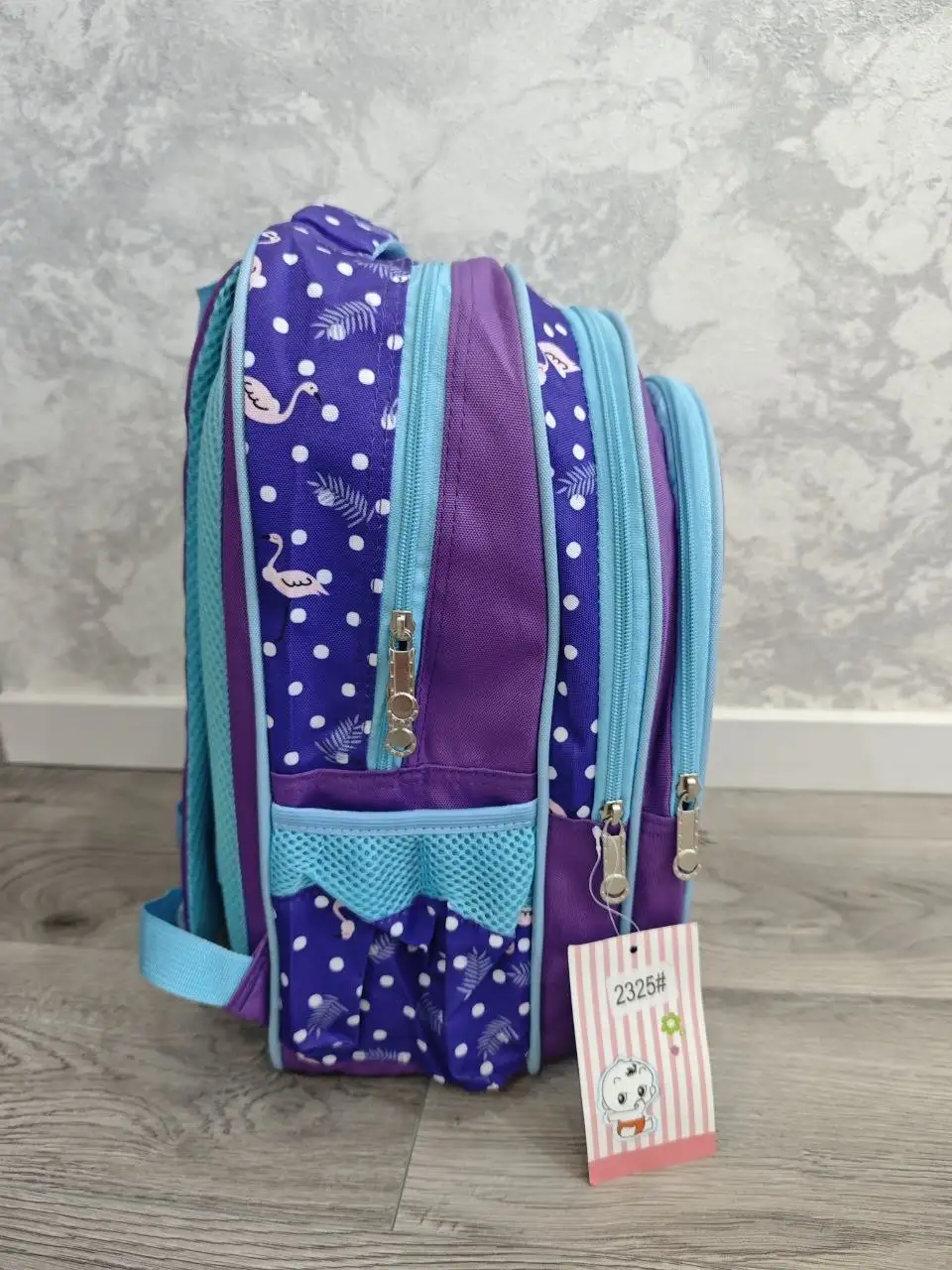 Новый школьный рюкзак - Школьные принадлежности (Товары для детей) в Мытищи