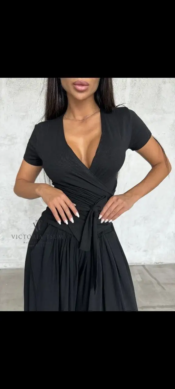 Новый костюм размер 42/46 - Костюмы (Одежда) в Москва