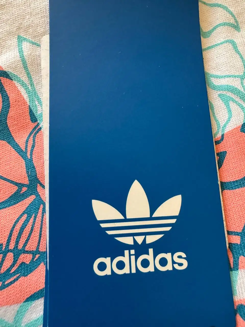 Новая футболка Адидас для девочки - Детская одежда (Одежда) в Мытищи