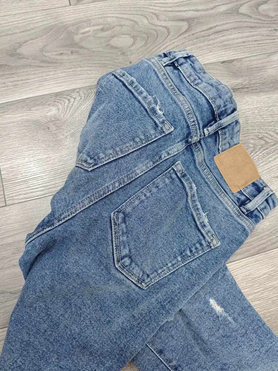 Джинсы Mom Pull&Bear для девочки-подростка XS - Джинсы (Одежда) в Мытищи