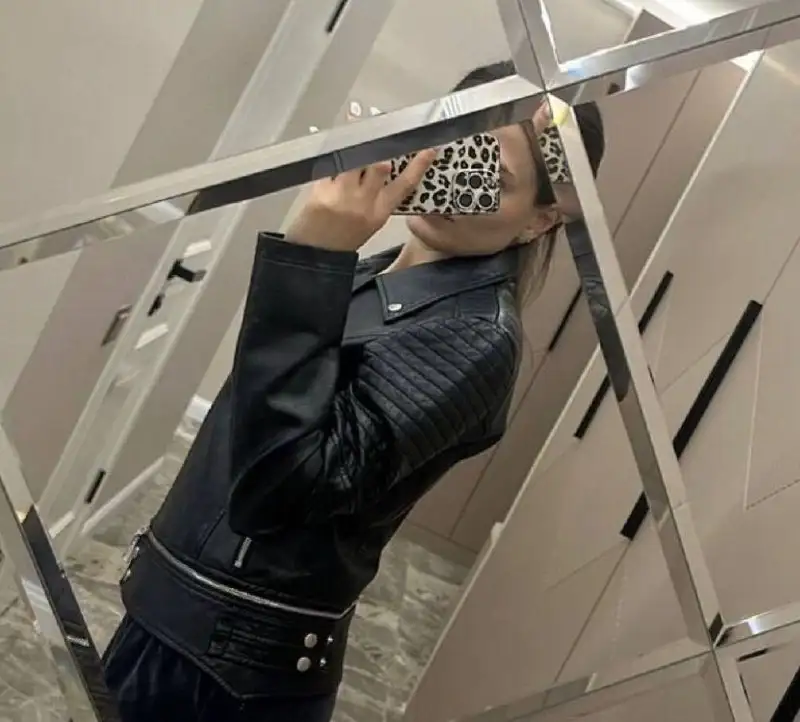 Кожаная куртка размер S - Верхняя одежда (Одежда) в Мытищи