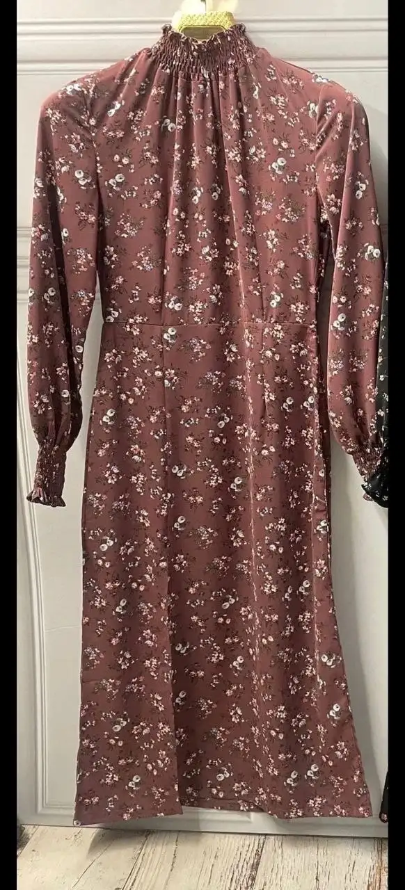 Платье 46 размера цвет капучино - Платья (Одежда) в Новокосино