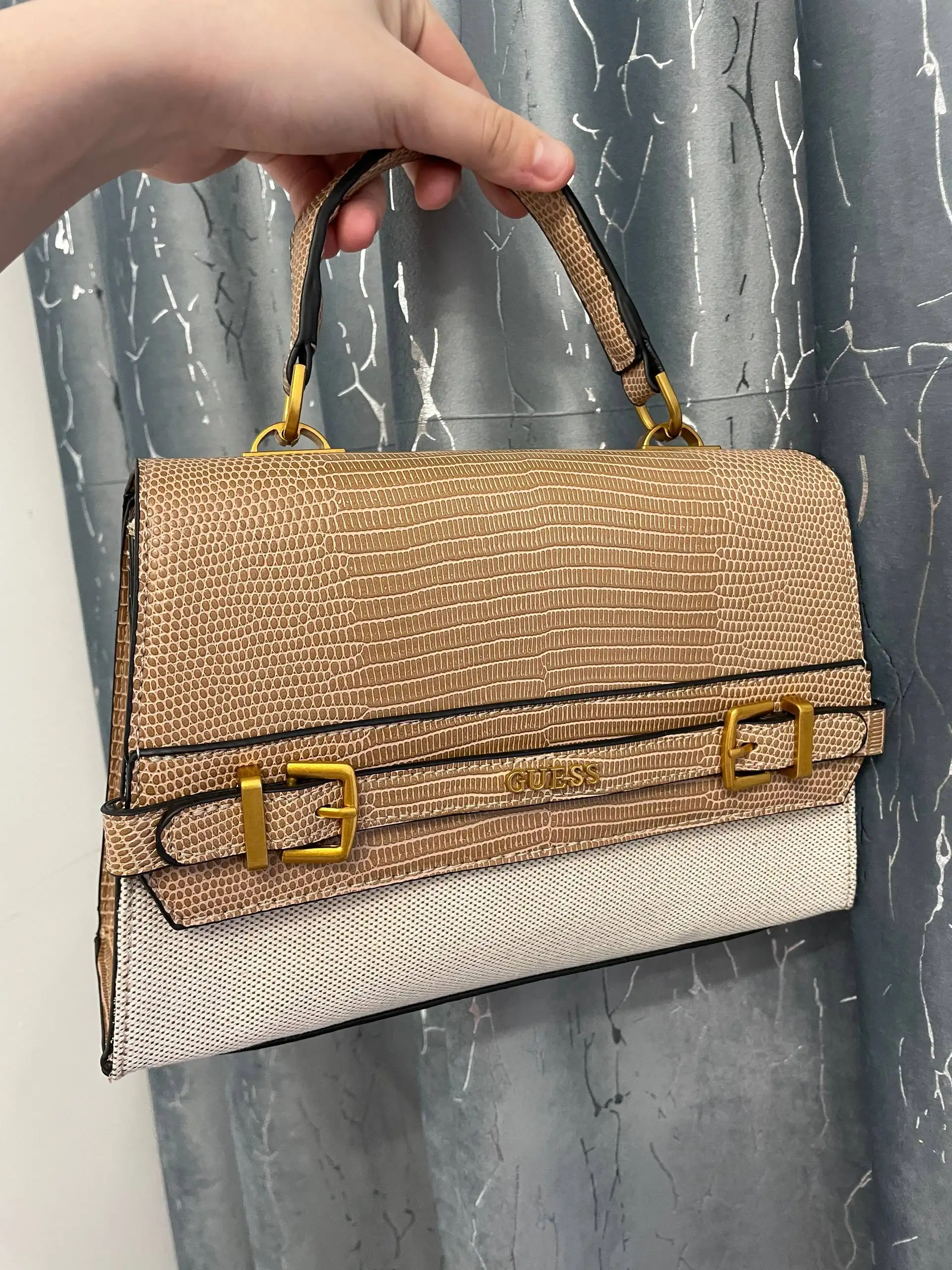 Сумка Guess оригинал - Сумки (Одежда) в Мытищи