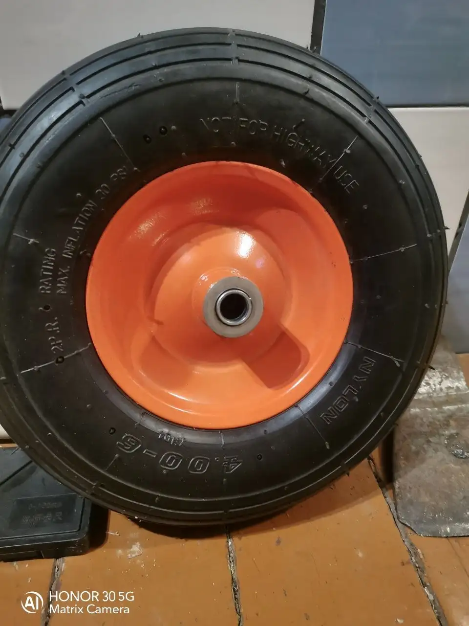 Продажа товаров в количестве 3 штук - Барахолка в Мытищи