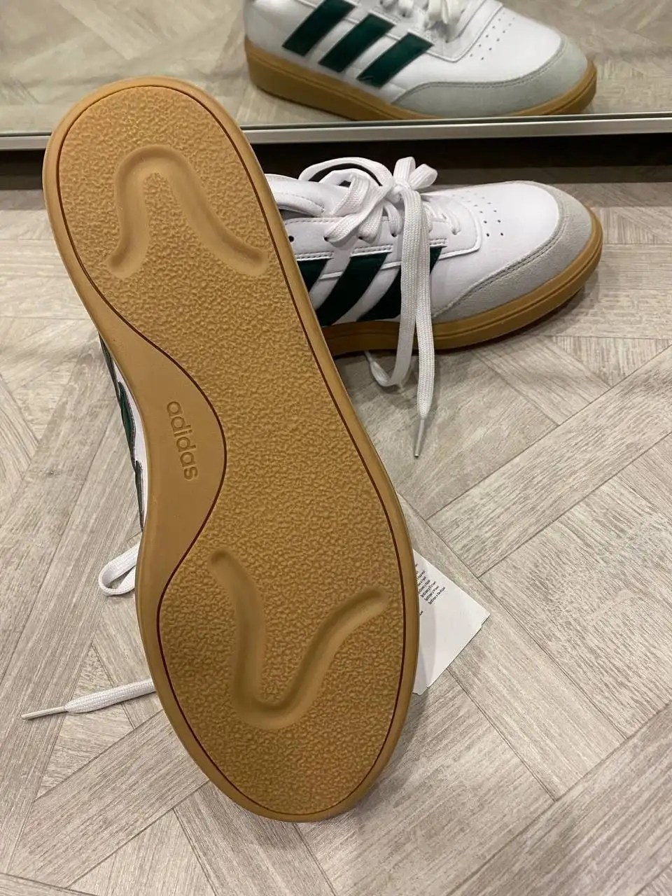 Новые кроссовки Adidas - Обувь (Одежда) в Мытищи