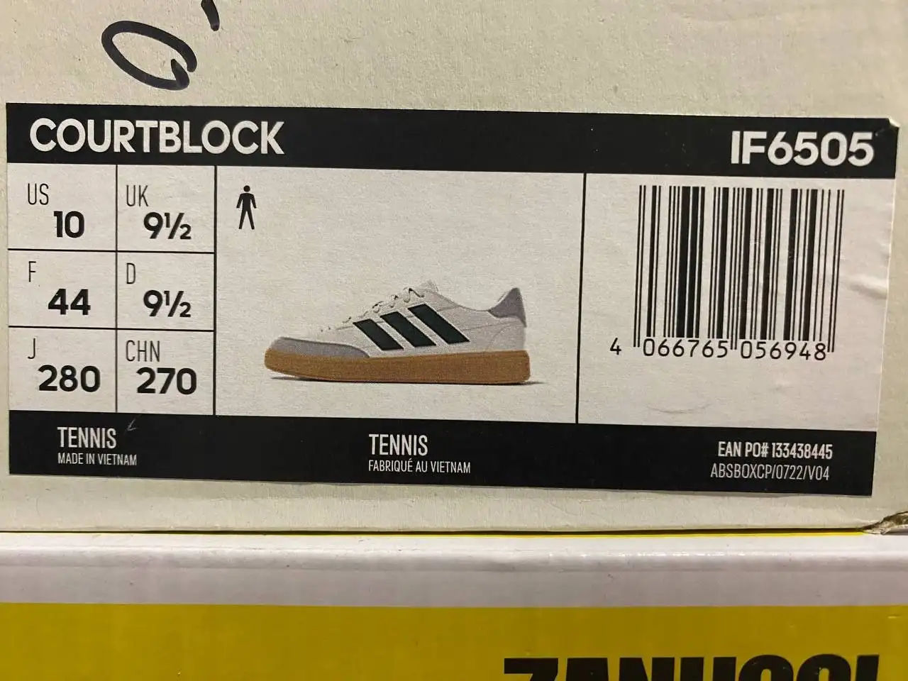 Новые кроссовки Adidas - Обувь (Одежда) в Мытищи