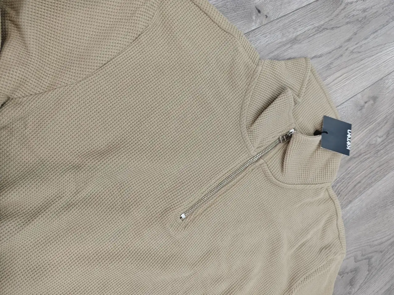 Мужской джемпер размер L - Мужская одежда (Одежда) в Королёв