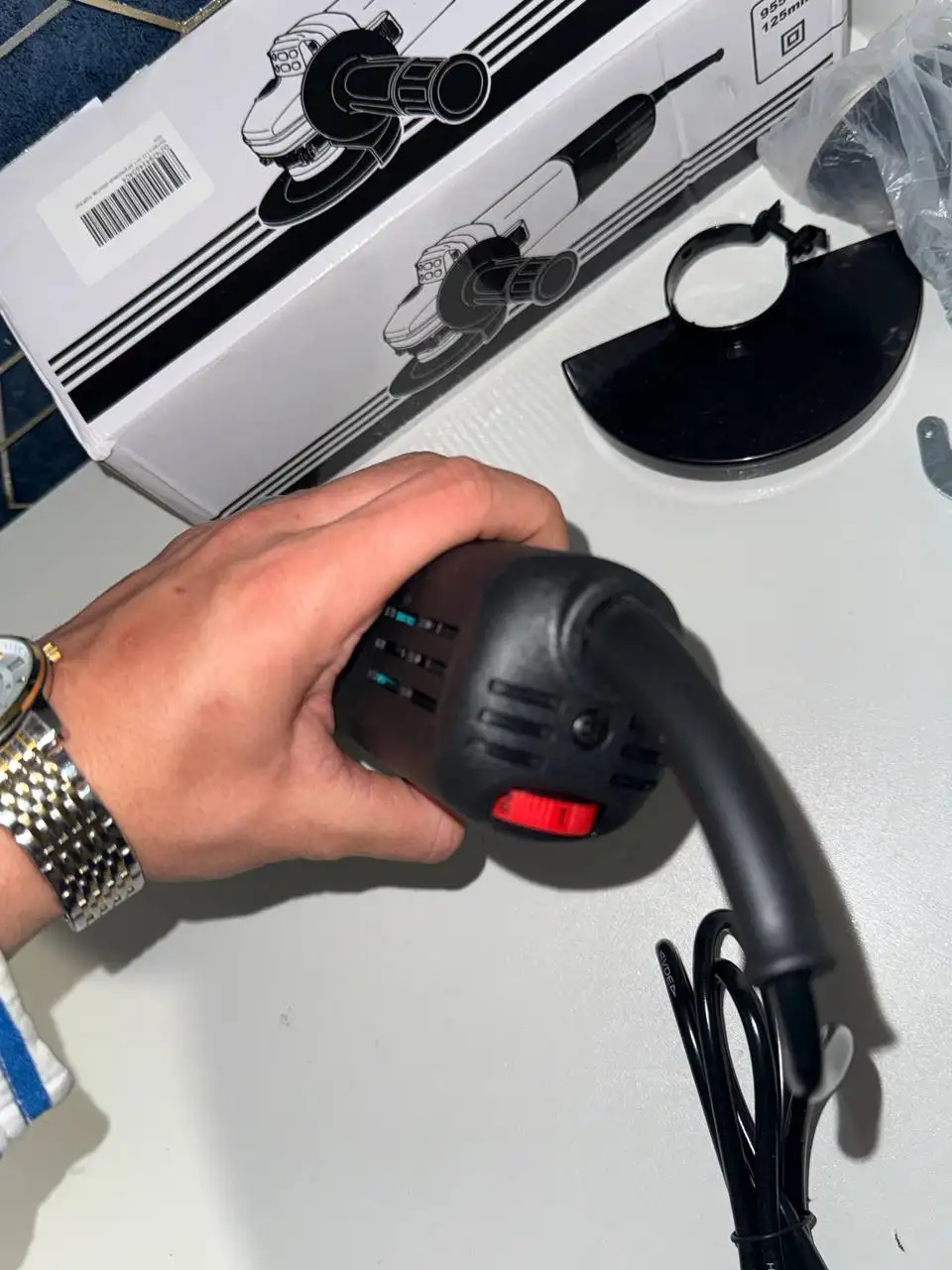 Болгарка Makita 9558 с регулировкой оборотов - Электроинструменты (Готовый бизнес и оборудование) в Ивантеевка