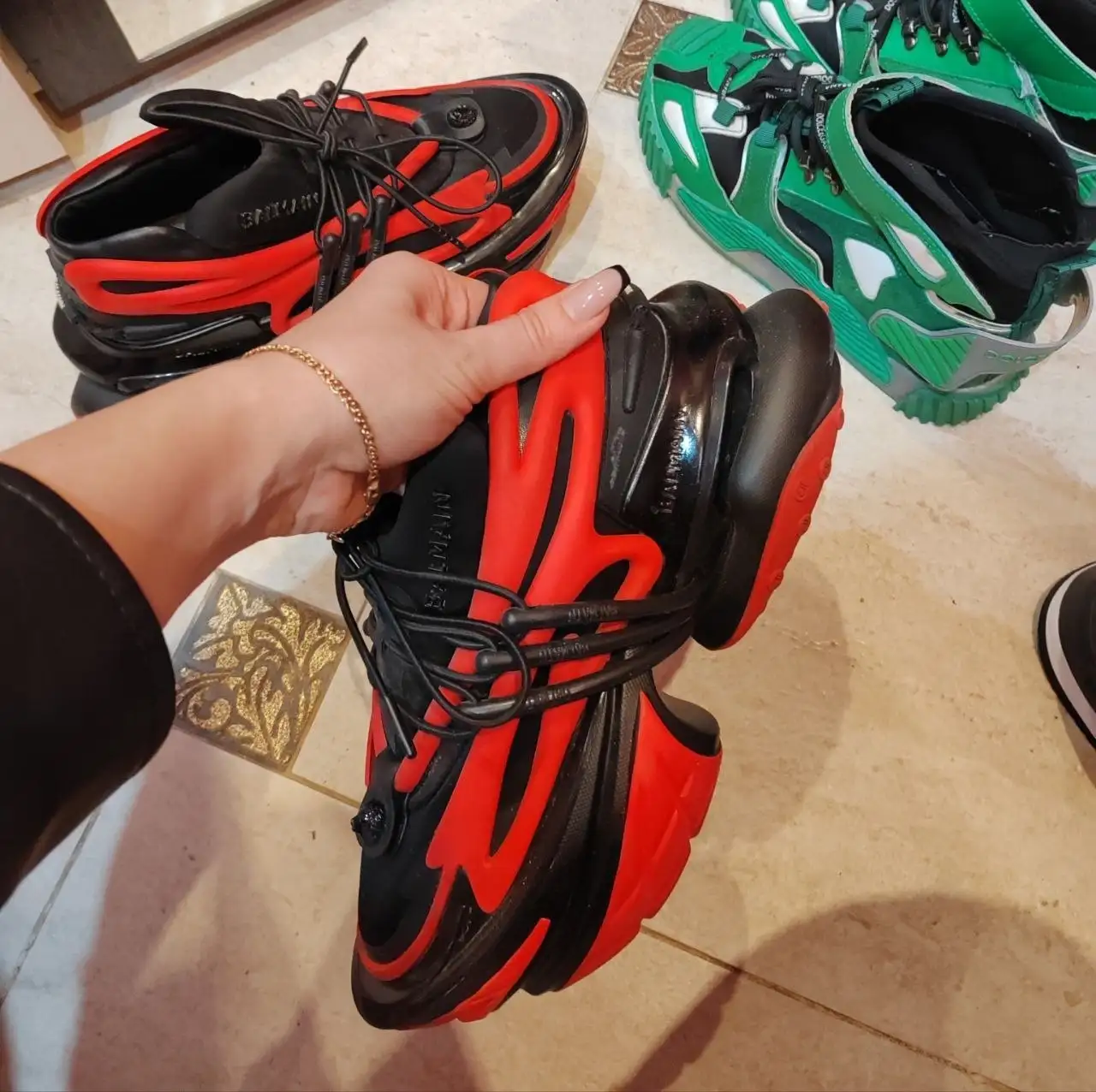 Кросы БУ 37 размер - Обувь (Одежда) в Реутов