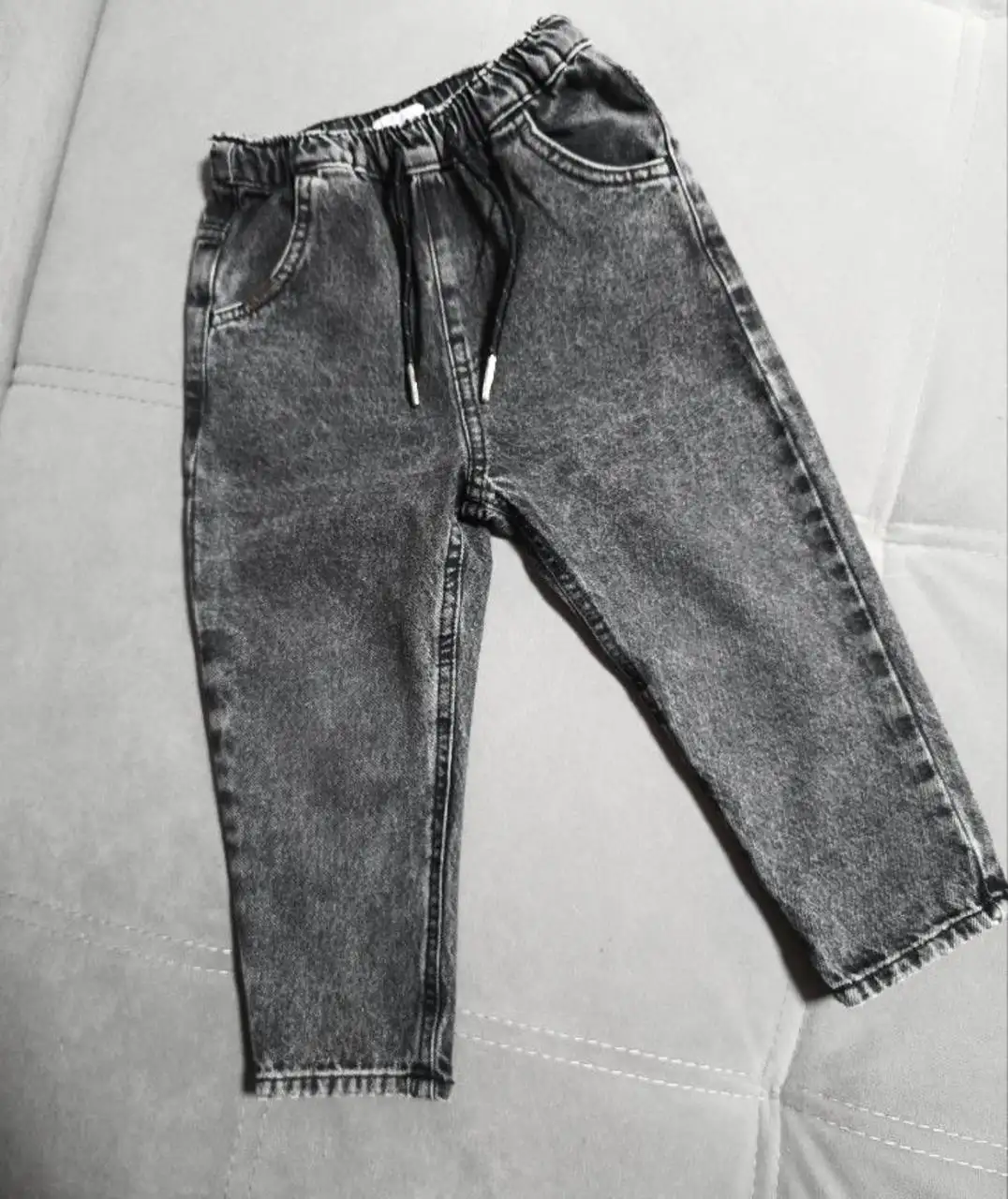 Детские джинсы размер 98 в идеальном состоянии - Одежда для детей (Товары для детей) в Королёв