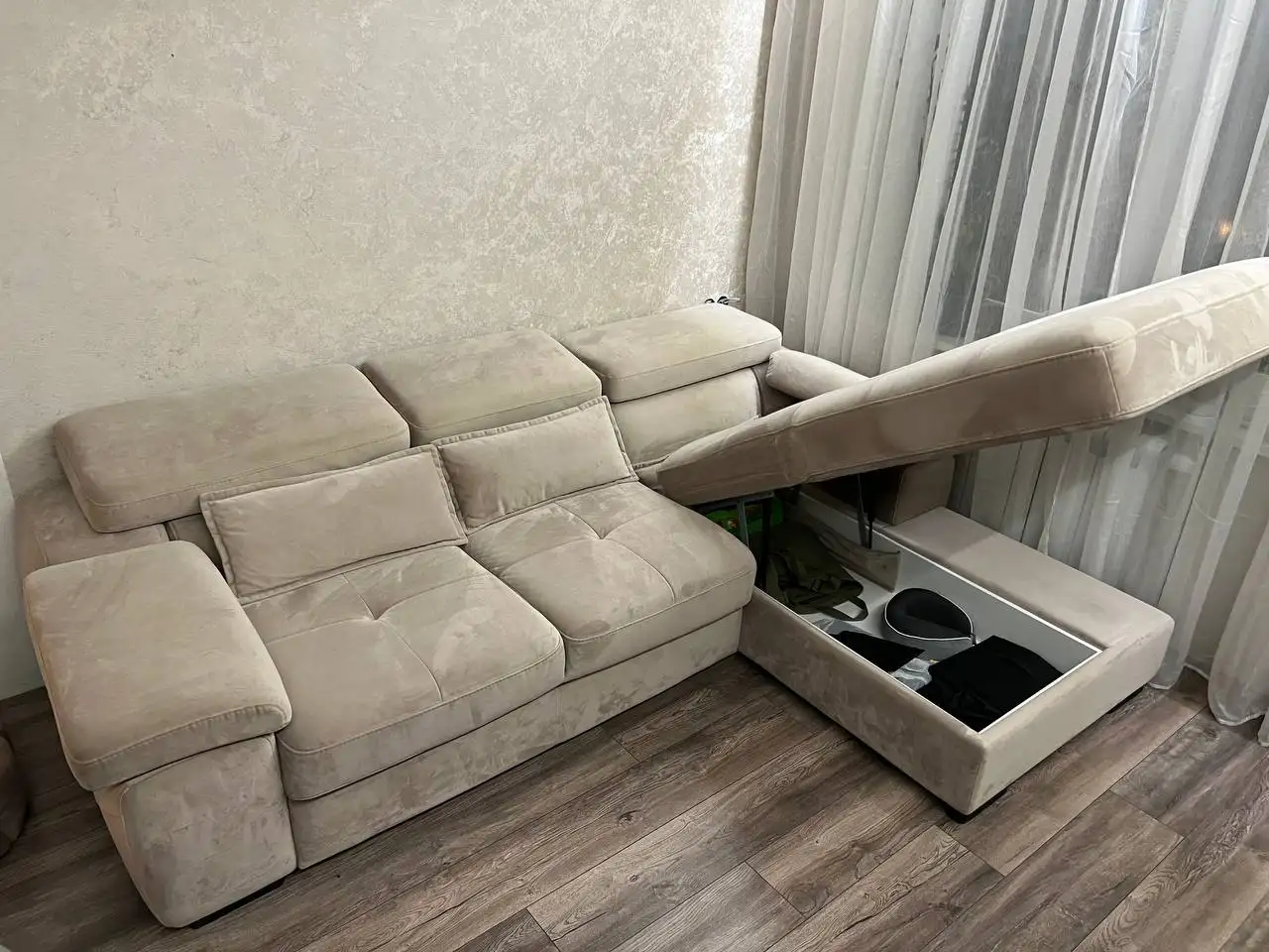 Продажа большого углового спального дивана - Мебель (Для дома и дачи) в Мытищи