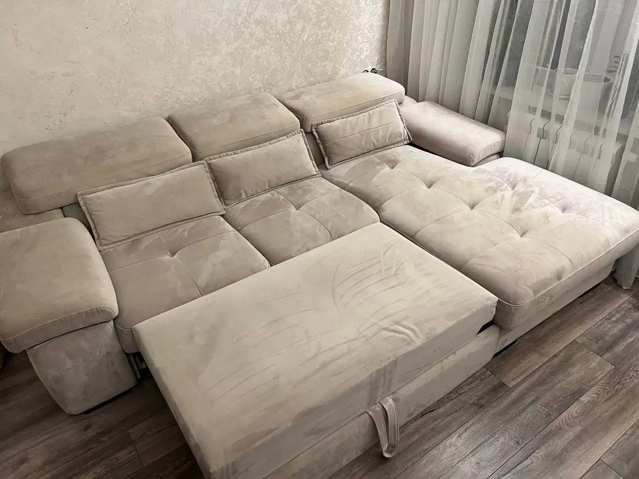 Продажа большого углового спального дивана - Мебель (Для дома и дачи) в Мытищи