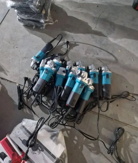 Болгарка (УШМ) Makita 9558 - Инструменты в Ивантеевка