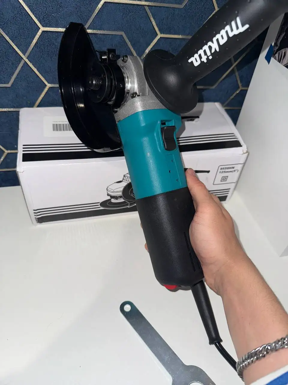 Болгарка (УШМ) Makita 9558 - Инструменты (Барахолка) в Ивантеевка