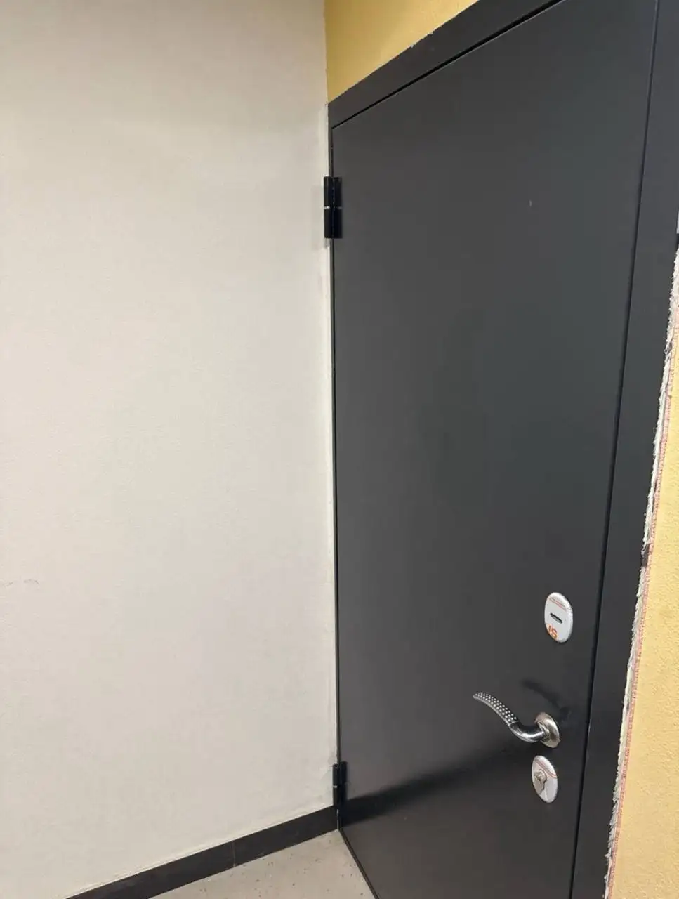 Продажа новой железной входной двери - Двери (Для дома и дачи) в Красногорск