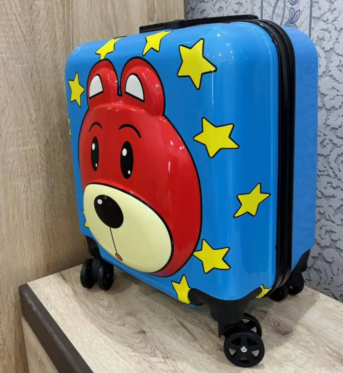 Чемодан б/у 1 раз - Барахолка в Мытищи